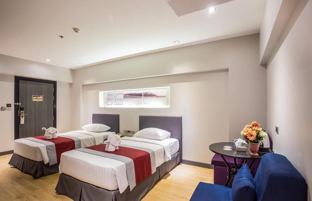 Spa | Salas de tratamientos para parejas, sauna, bañera de hidromasaje 