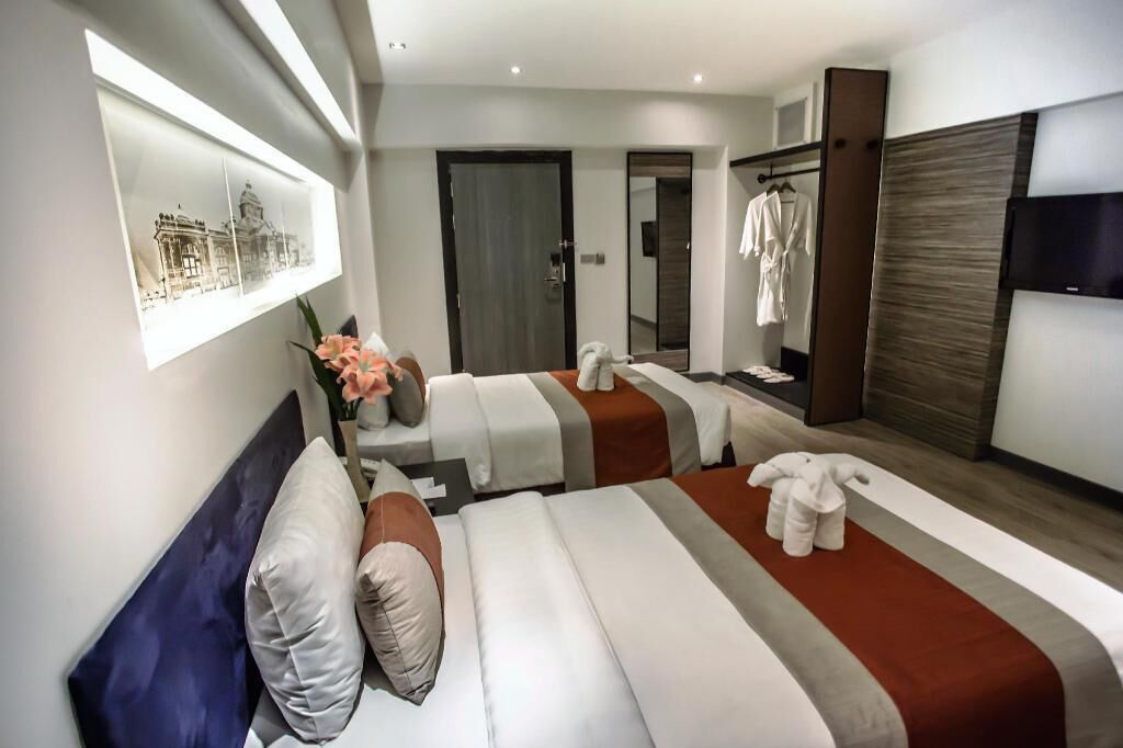 Minibar, in-room safe, desk, laptop workspace