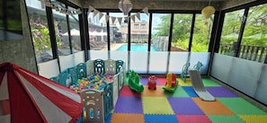 Children’s play area – indoor - Nouvo City Hotel (Bangkok)
