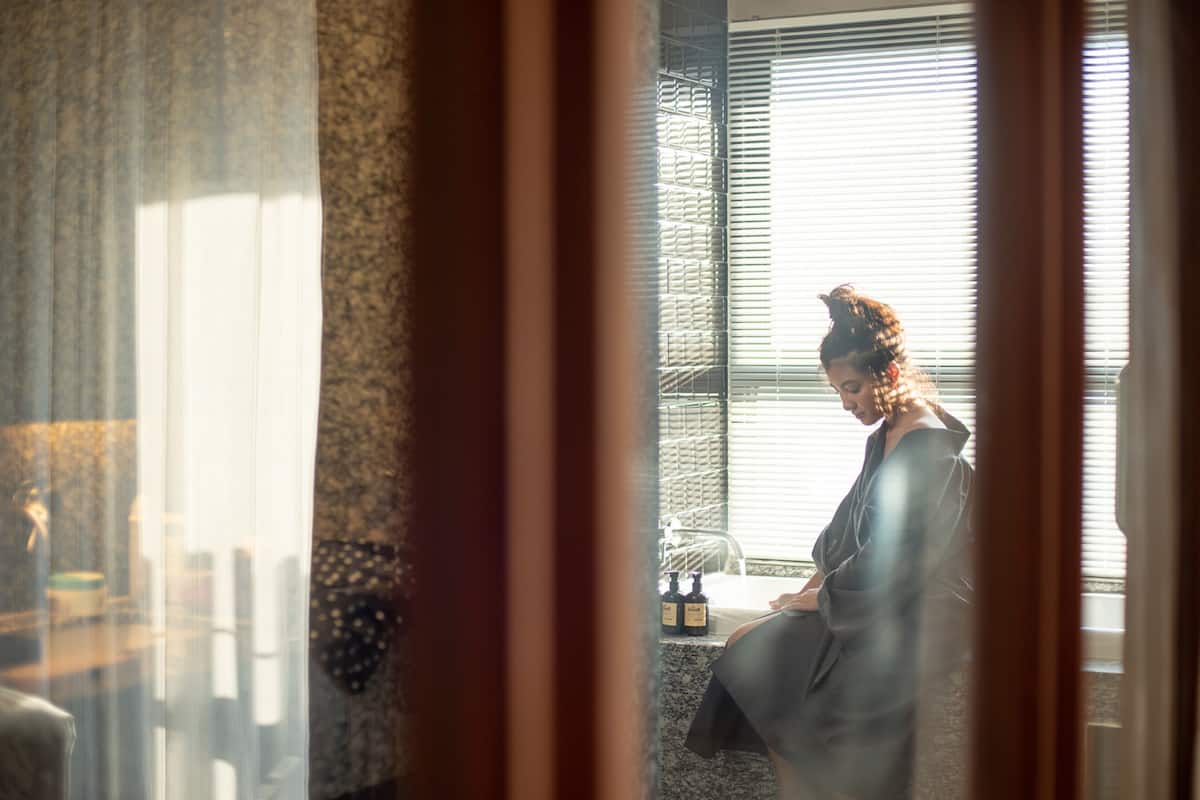 Jacuzzi Suite | 迷你吧、客房内保险箱、办公桌、隔音