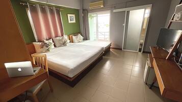 Deluxe Triple Room | Premium bedding, pillow-top beds, desk, free WiFi