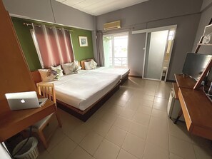 Deluxe Triple Room | Premium bedding, pillow-top beds, desk, free WiFi - Plai And Herbs Suvarnabhumi Airport (Bang Phli)