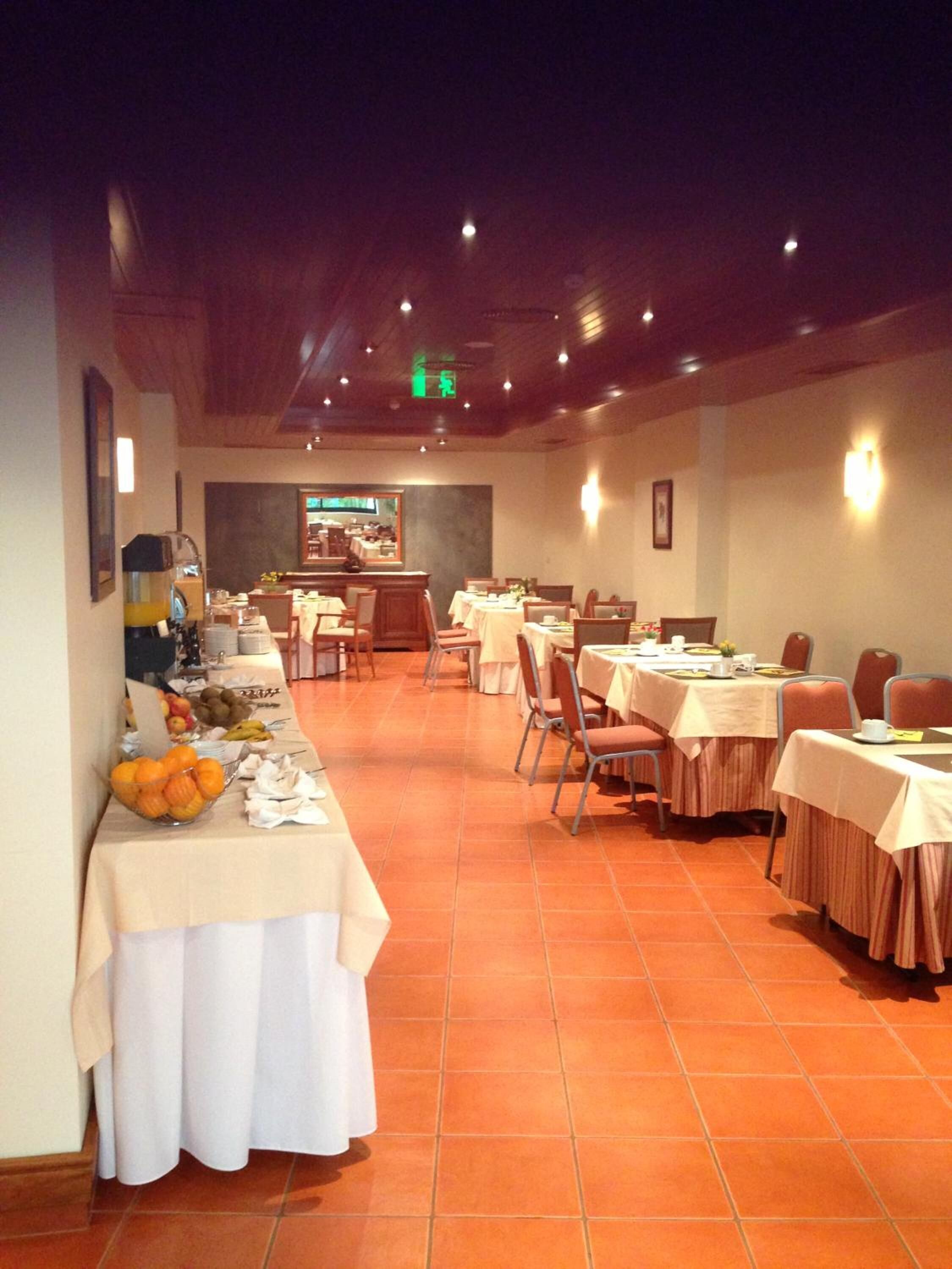 lunch and dinner served, regional cuisine