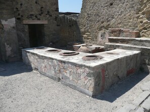 View from property - I Papiri B&B Aparthotel (Ercolano)