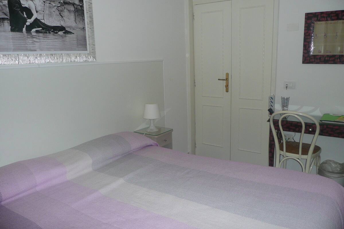 Kamar Double, pemandangan laut | 1 kamar tidur, seprai premium, bantalan ekstra lembut, dan brankas