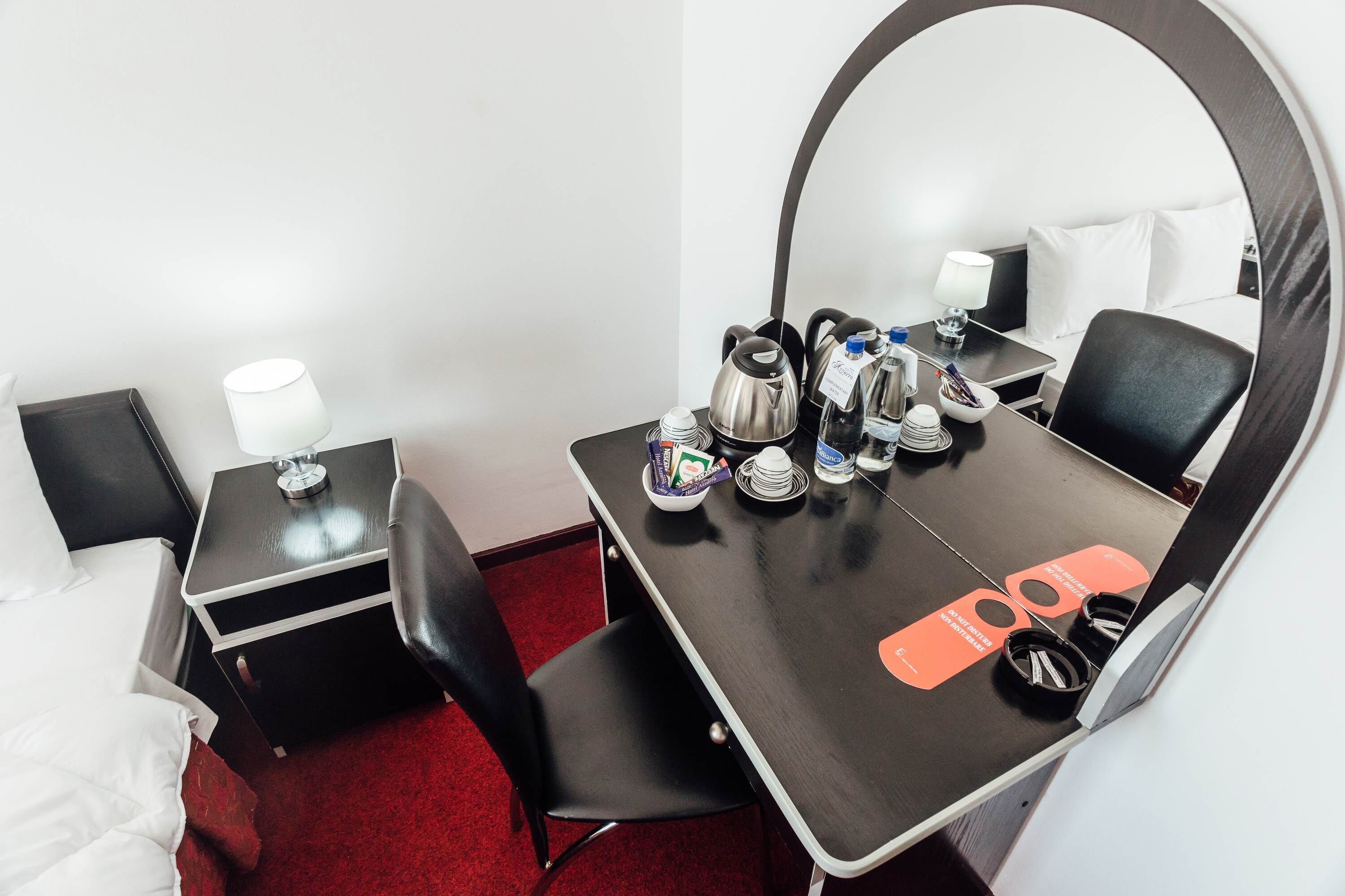 superior room | minibar, in-room safe, individually decorated, individually furnished