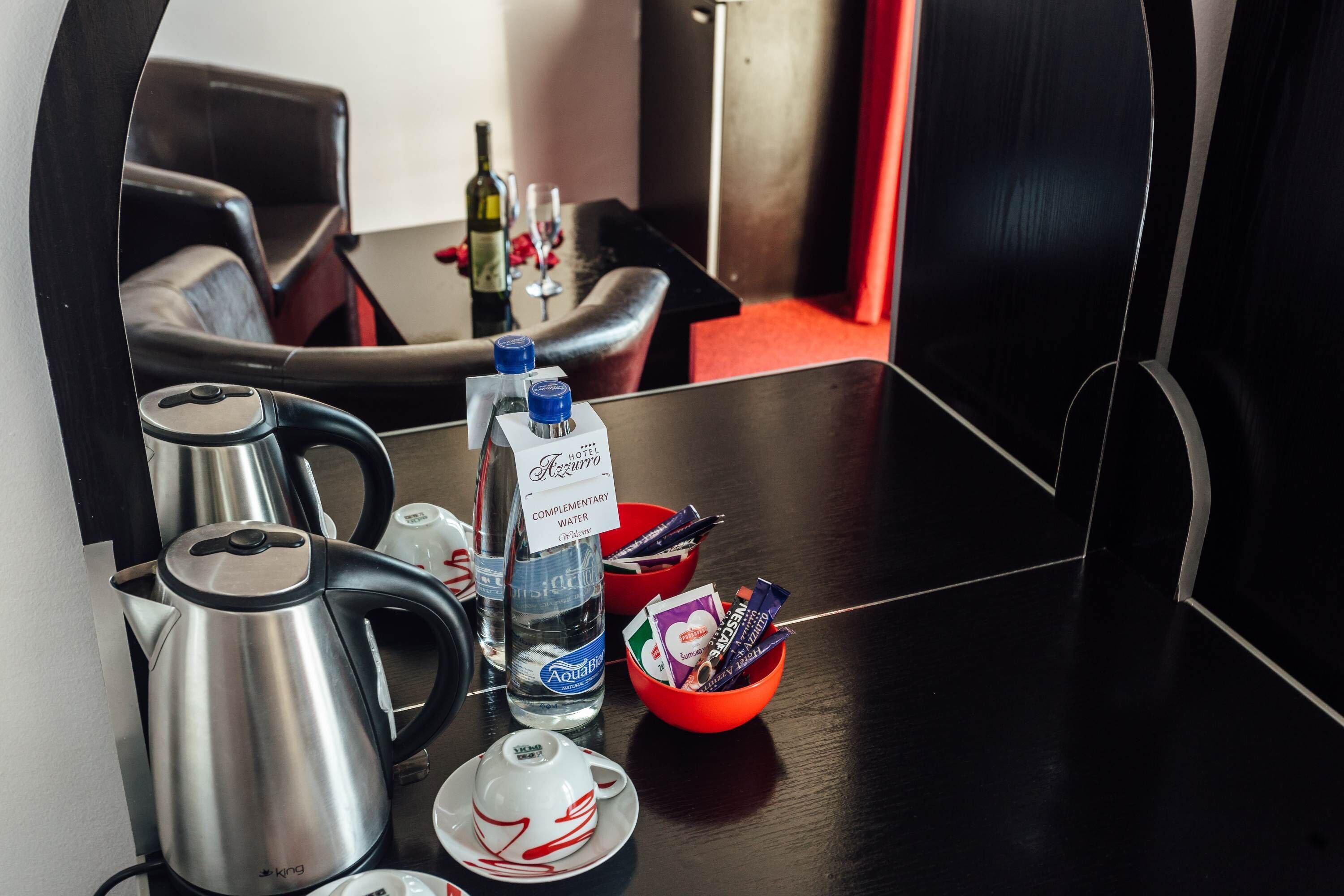 superior room, 1 queen bed, sea view | minibar, in-room safe, individually decorated, individually furnished