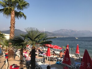 Beach - Hotel Azzurro (Bijela)
