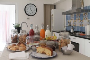 Petit-déjeuner buffet compris tous les jours