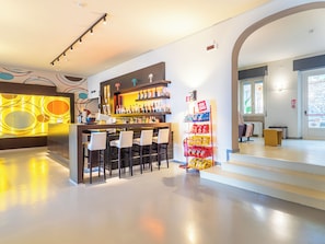 Coffee shop