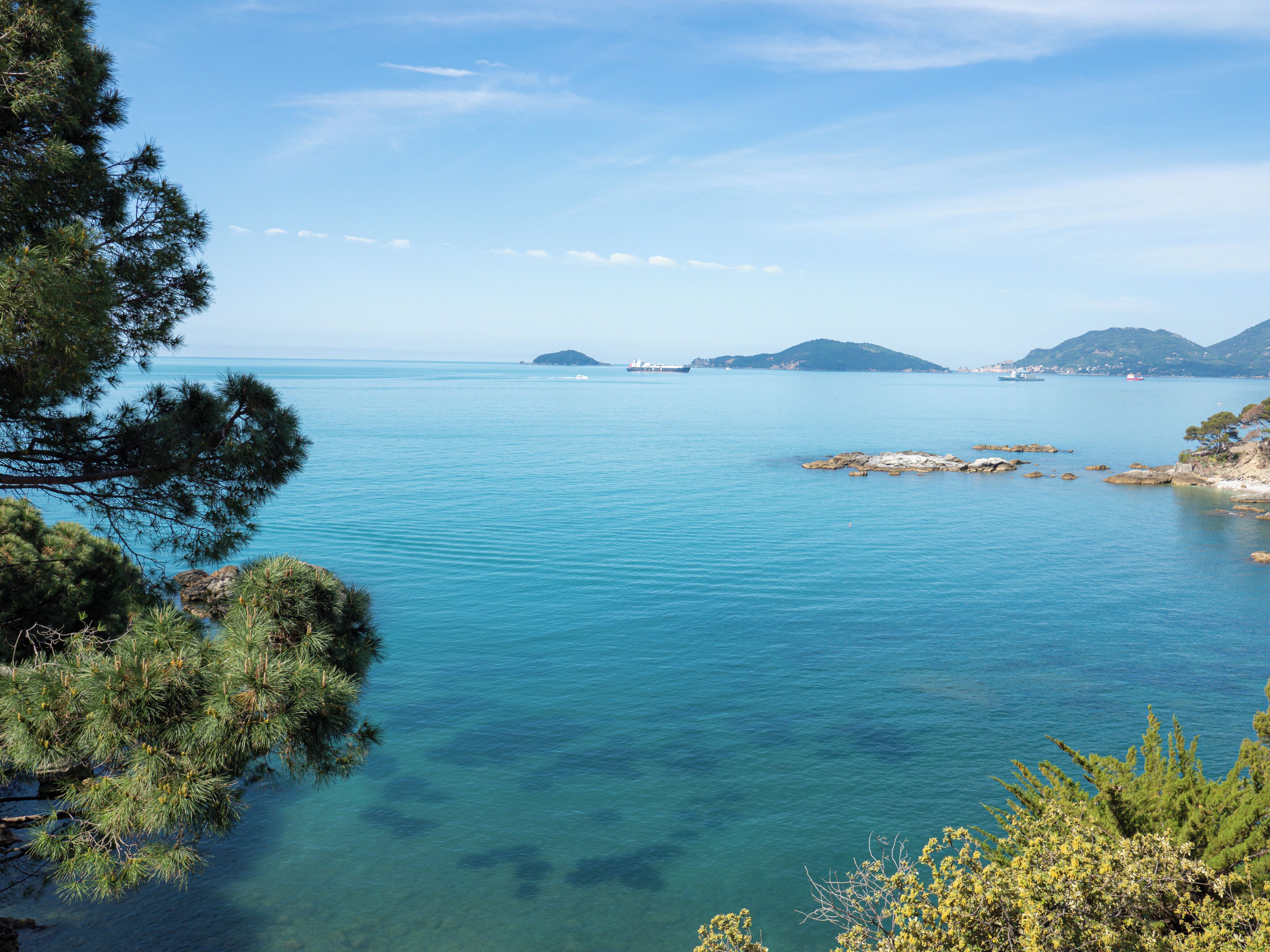 panoramic triple room, sea view | view from room