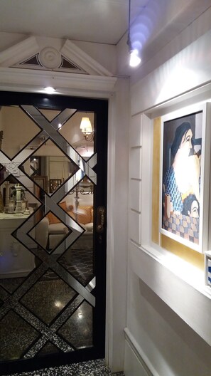 Nội thất lối vào