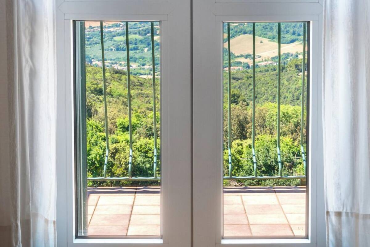 comfort double room, sea view | minibar, in-room safe, desk, soundproofing