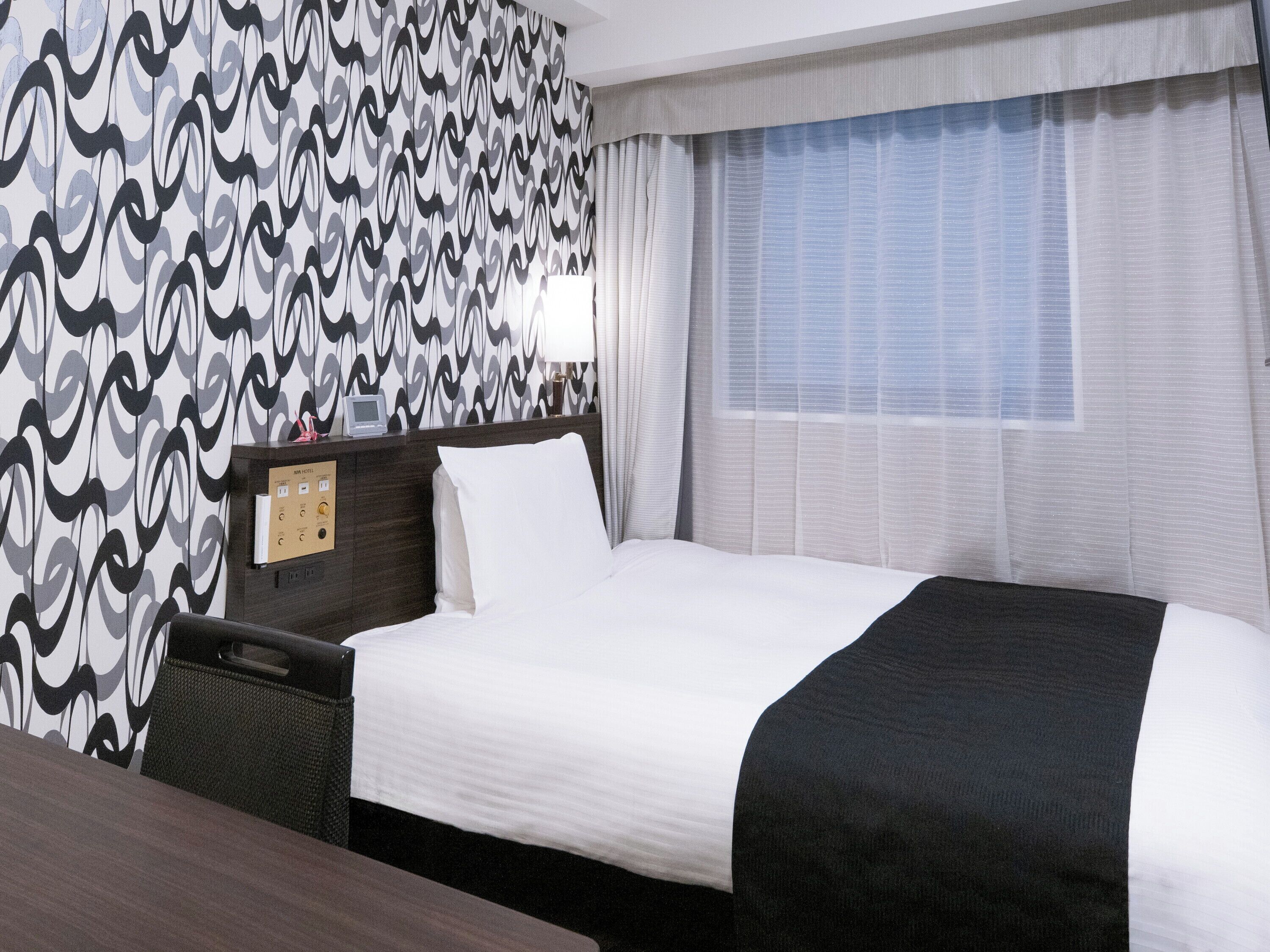 Basic-enkeltværelse - 1 soveværelse - ikke-ryger - byudsigt | Premium-sengetøj, dundyner, senge med madrasser af memory foam