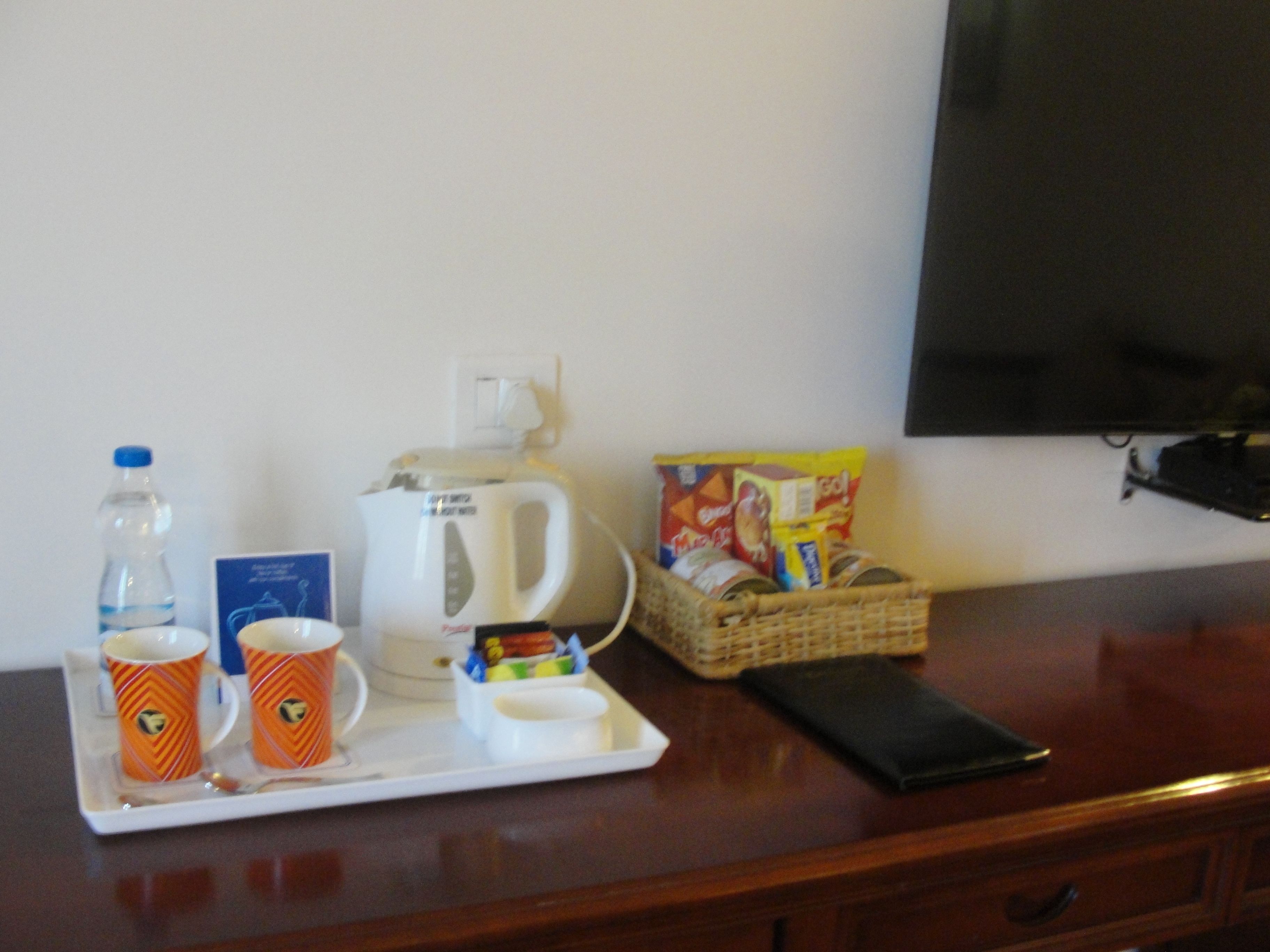 premium bedding, down duvets, minibar, in-room safe