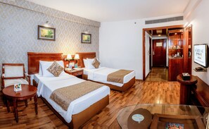 Ropa de cama de alta calidad, edredón y minibar 