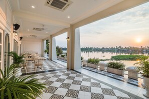 Breakfast area - Kalanan Riverside Resort (Pak Kret)