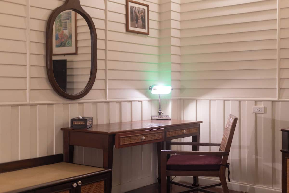 Minibar, coffres-forts dans les chambres, décoration personnalisée