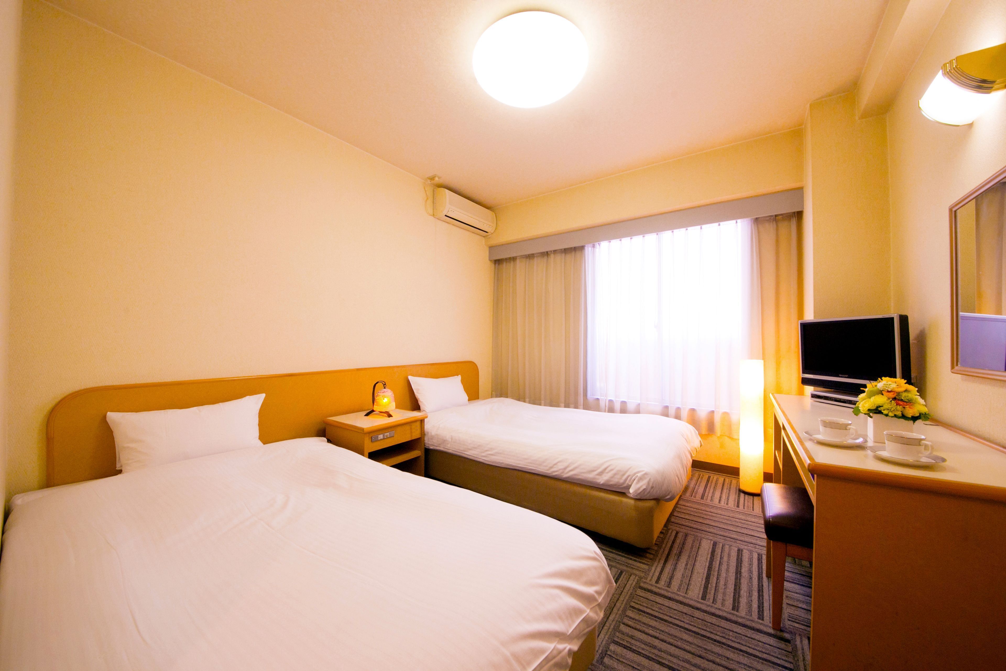 Down duvets, desk, blackout curtains, free WiFi