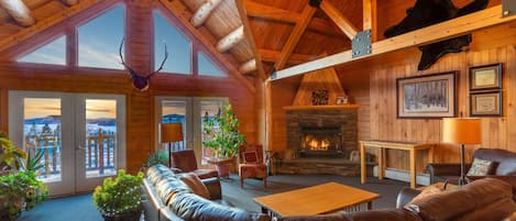 Bügeleisen/Bügelbrett, kostenloses WLAN, Bettwäsche