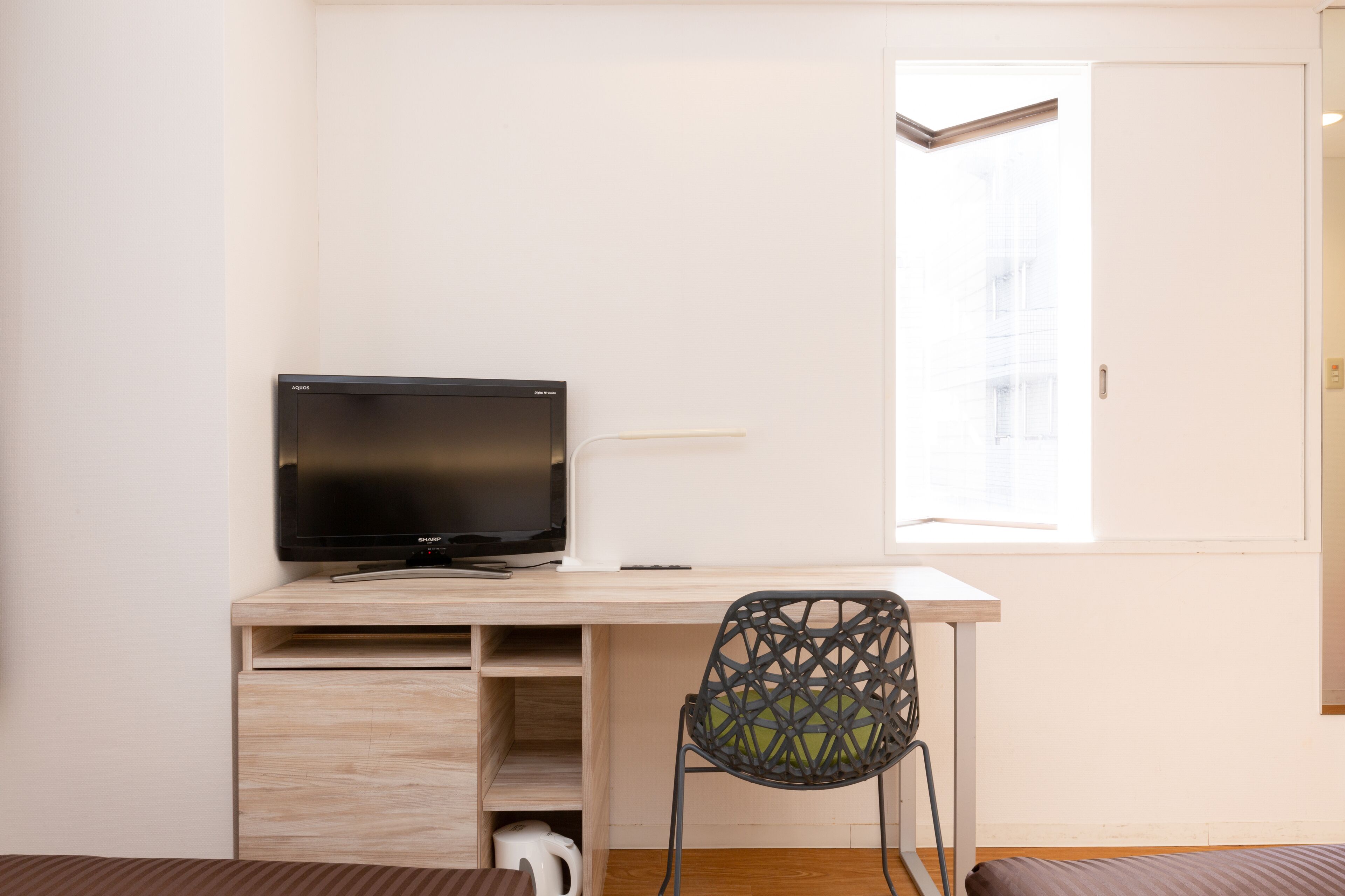 superior twin room, non smoking | room amenity