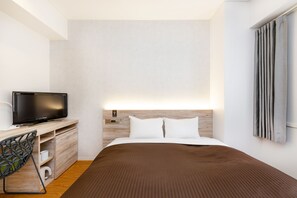 Standard Double Room, 1 Queen Bed, Non Smoking | Down comforters, desk, blackout drapes, iron/ironing board - The OneFive Fukuoka Tenjin (Fukuoka)