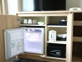 In-room safe, desk, blackout curtains, iron/ironing board (on request)
