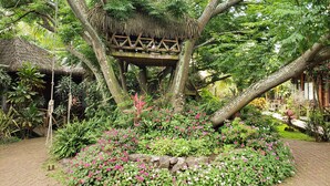 Garden - Hotel Manavai (Hanga Roa)