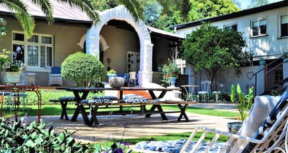 Ginnegaap Guest House