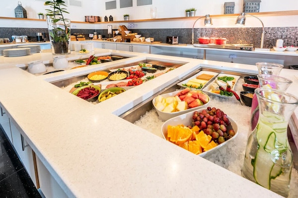 Desayuno buffet incluido todos los días