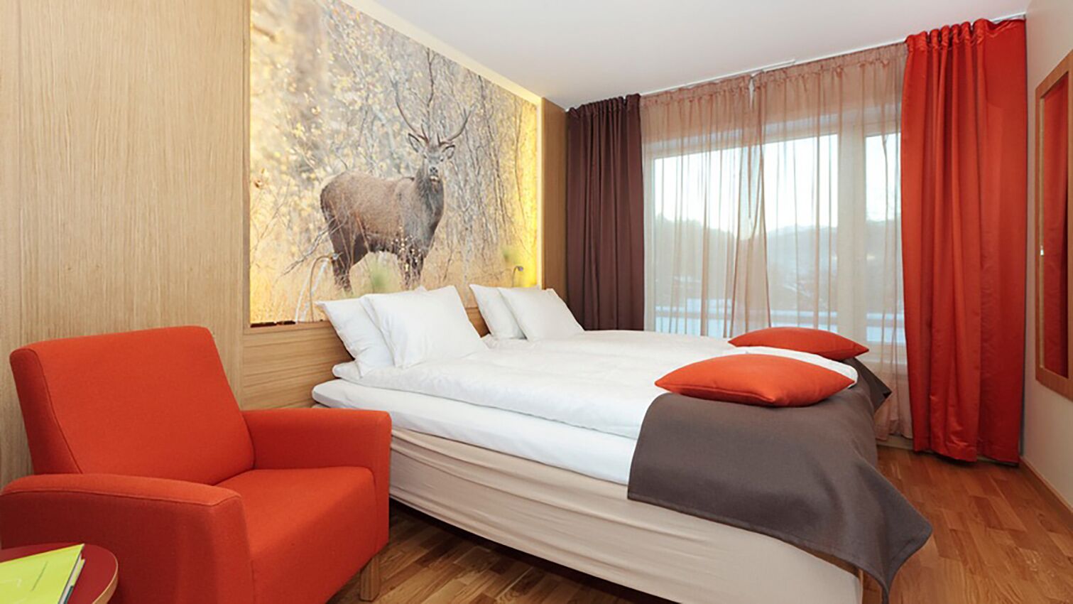 Habitación familiar, 1 cama matrimonial y sofá cama, para no fumadores (Standard) | Baño | Toallas 