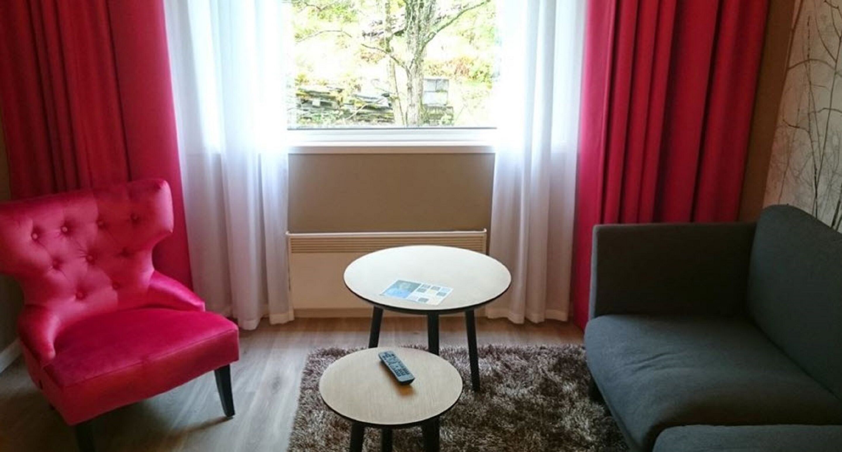 family room, 1 double bed, non smoking (standard) | 1 bedroom, blackout curtains, free wifi, bed sheets