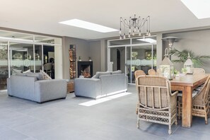 Exterior - Wesley Boutique Hotel & Spa (Sandton)