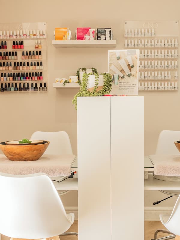 Couples treatment room(s), body treatments, aromatherapy