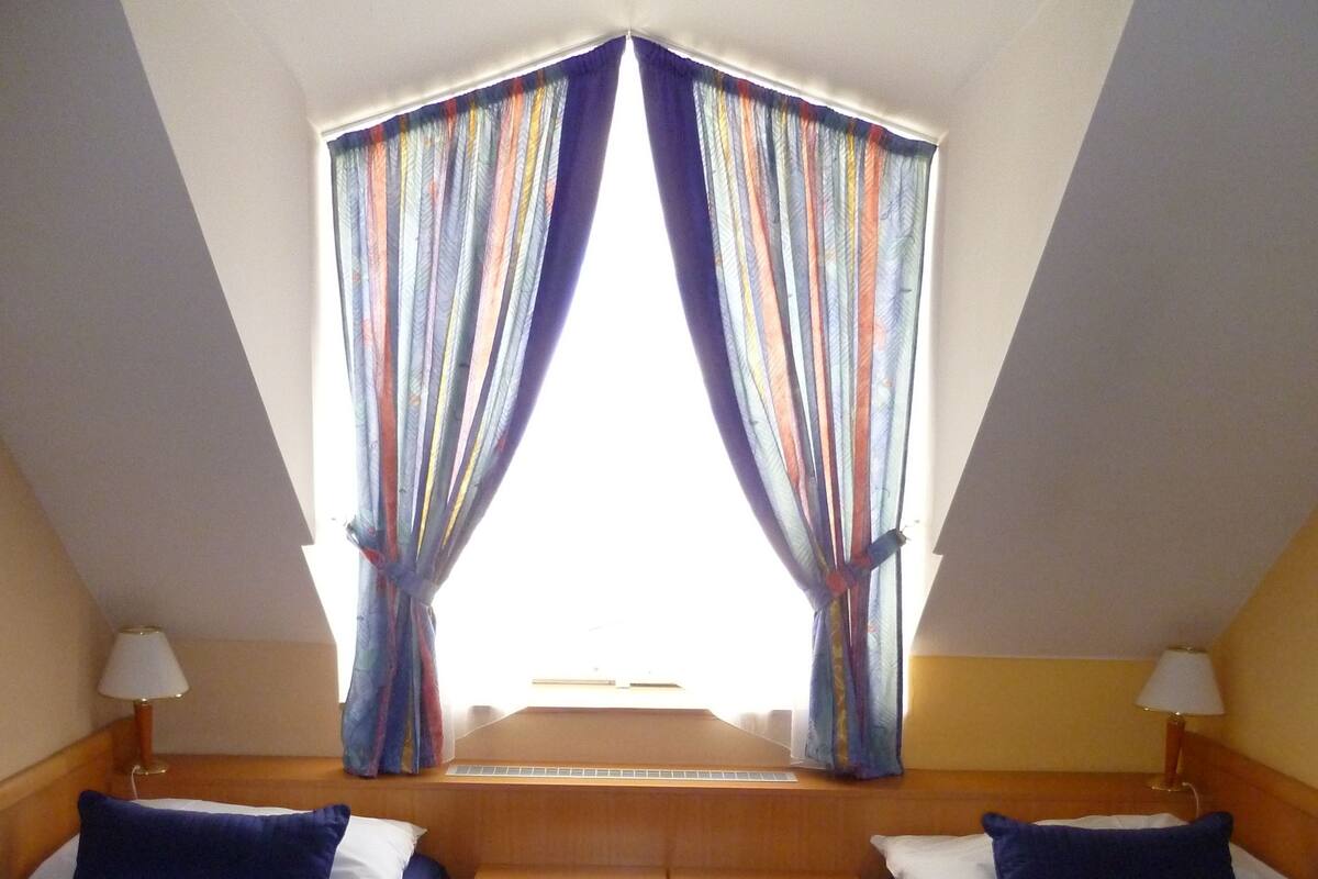 Minibar, desk, free WiFi, bed sheets