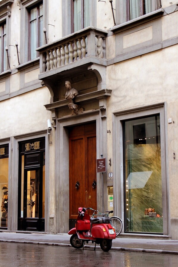 Entrée de l’hébergement