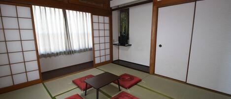 Neljän hengen standard-huone | Ilmainen Wi-Fi, vuodevaatteet