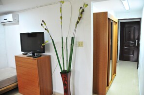 Quadruple Room, Private Bathroom (Coconut) | Room amenity