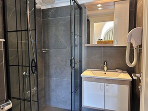 Deluxe-Doppelzimmer | Badezimmer