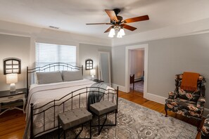 Suite, 1 King Bed (Savannah Suite) | Desk, laptop workspace, blackout curtains, iron/ironing board