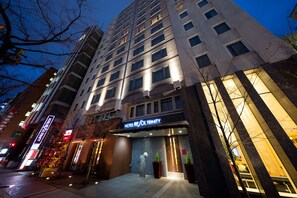 Front of property - Hotel Resol Trinity Sapporo (Sapporo)