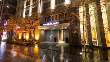 Front of property – evening/night