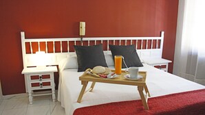 Free WiFi, bed sheets - Hotel Virgen de los Reyes (Ronda)