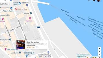 Um mapa com o Hotel San Michele em destaque, com classificação de 4 estrelas, 4 quartos e preço de 94€.