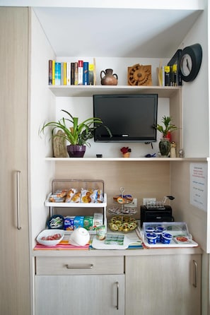 Daily continental breakfast for a fee - Hotel Appia 442 (Rome)