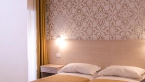 Double Room, 2 Single Beds - Hotel Appia 442 (Rome)