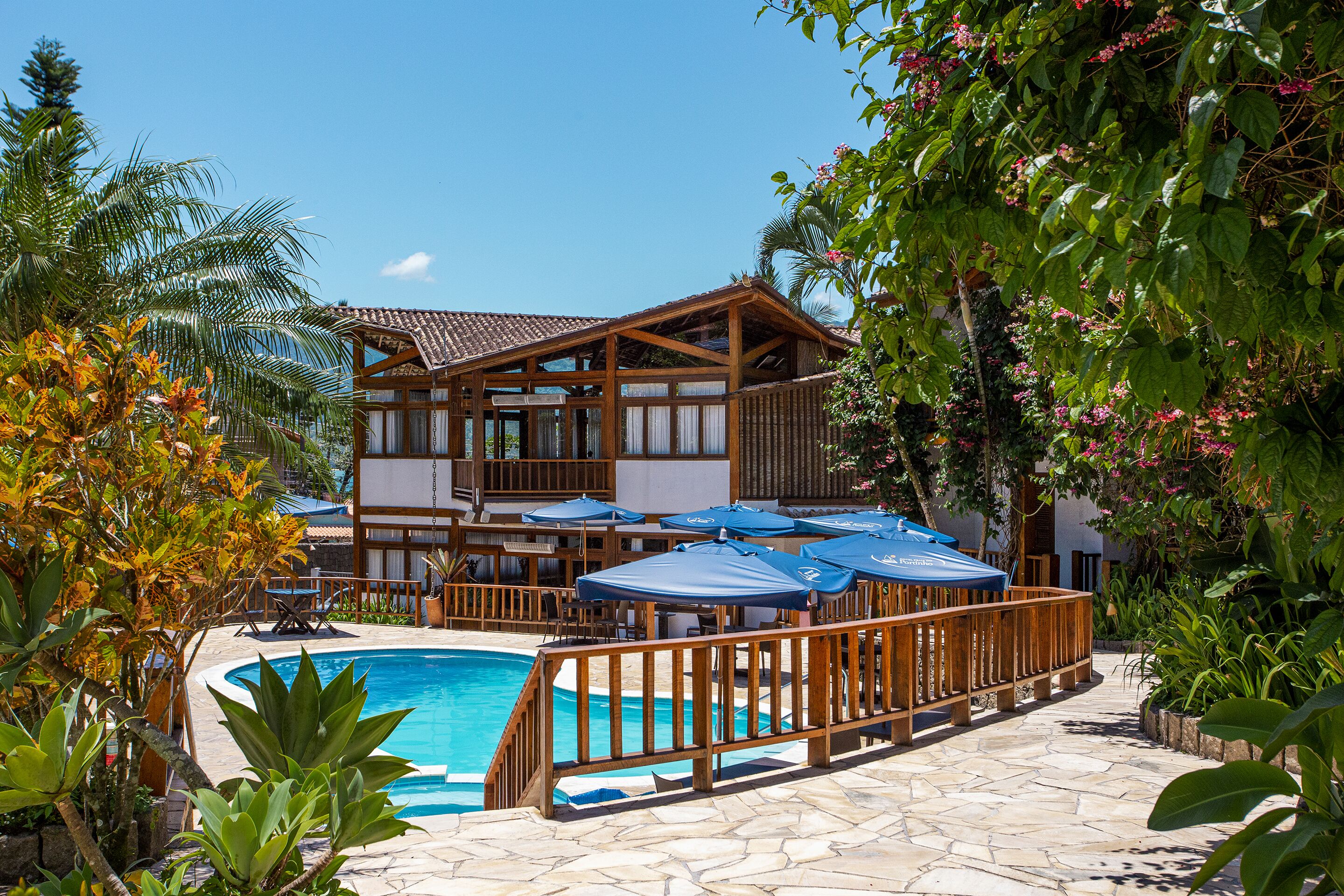 outdoor pool, pool umbrellas, pool loungers