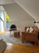 Suíte júnior | Frigobar, Wi-Fi de cortesia, roupa de cama