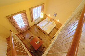 Comfort Quadruple Room | In-room safe, desk, free WiFi, bed sheets