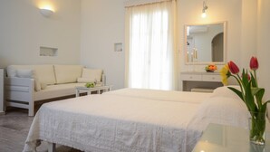 Unclassified image, 2 of 41, button - Hotel Blue Sky (Naxos)
